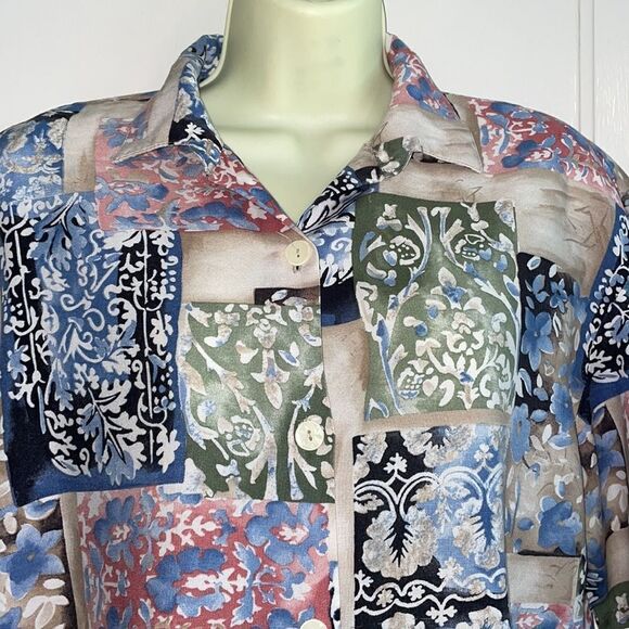 Vtg 80s/90s multi patterned multi colored short sleeve button down shirt - Picture 2 of 6